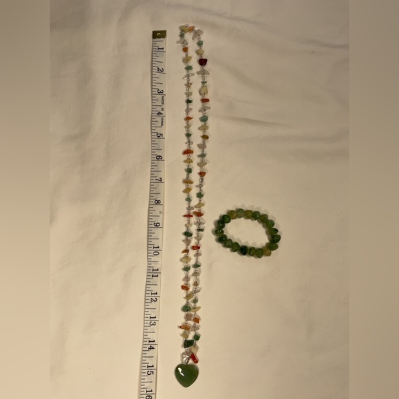 Necklace and bracelet set - Picture 3 of 3